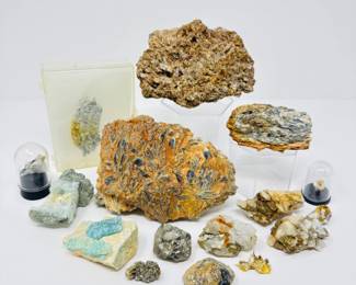 98 AssortedMineralSpecimenswGoldFlakes55Largest