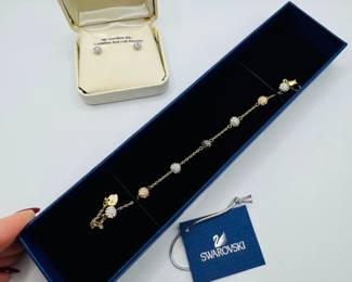 32 14KGoldSwarovskiCrystalEarringsSwarovskiBraceletSet