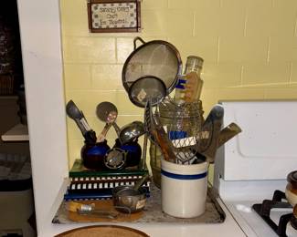 Primitive kitchen items