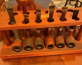 Selection of vintage pipes 