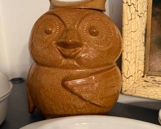 Vintage stoneware Owl cookie jar