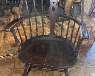 Antique Elgin Simonds(Syracuse, NY) Windsor Chair C: early 1800s. Predates Stickley & Simonds Furniture Co/Partnership. 