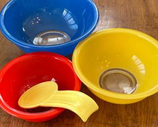Assorted Colorful Pyrex Bowls