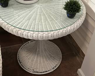 White Wicker Tulip Table w/ Glass Top