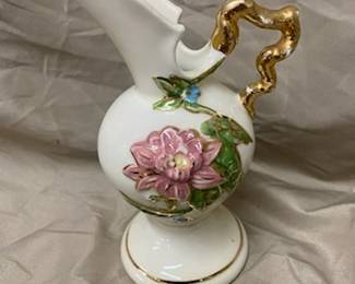 Hull Magnolia Ewer