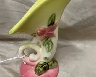 Hull Woodland Cornucopia Vase