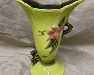 Hull Woodland Pedestal Vase