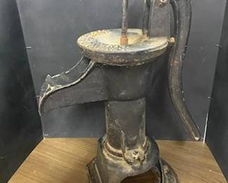Sanders Co. Cast Iron Well Pump 
