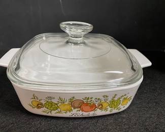 Corning Ware Casserole Dish w/Lid 