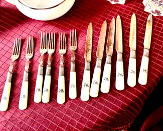 Mother of pearl handle fruit set
