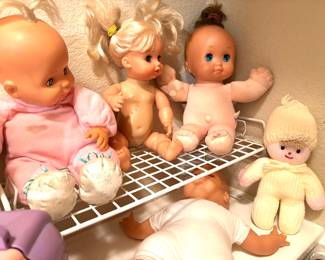 Assorted dolls