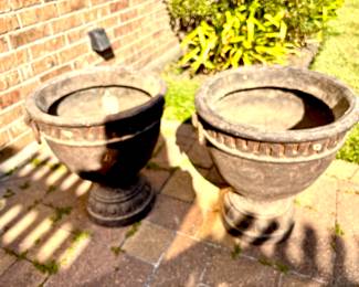 Pair of urn pots