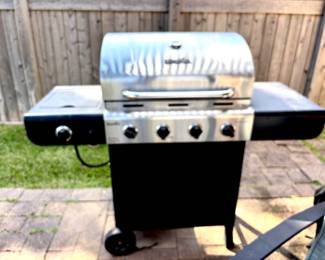 Charbroil grill