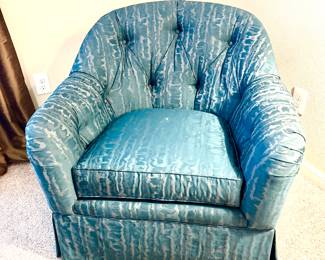 Ethan Allen tufted barrel chair