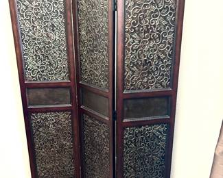 Distinctive embossed wooden screen