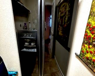 Frigidaire black fridge