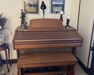 Piano and confederate items 