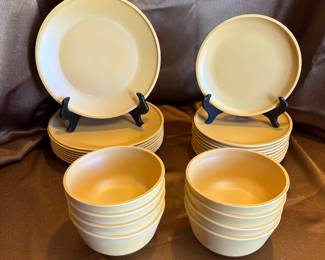 Melamine Dinnerware