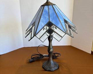 Tiffany Style Table Lamp