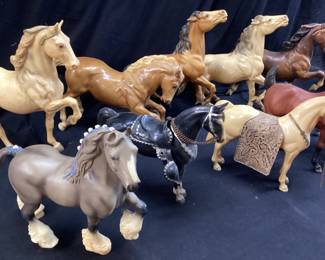 10 VTG. BREYER HORSE MODEL TOY FIGURES