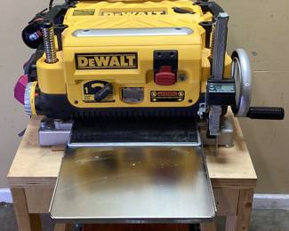 DEWALT DW735 13in THICKNESS PLANER, TYPE 1, 120V-60HZ NO SHIPPING PICKUP ONLY