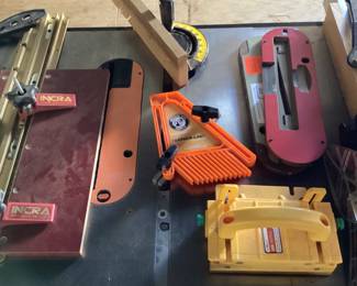LAGUNA FUSION TABLE w INCRA MITER 1000HD GAUGE, INCRA MITER EXPRESS, BENCH DOG FEATHER LOC, GRR RIPPER NO SHIPPING PICKUP ONLY