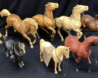 10 VTG. BREYER HORSE MODEL TOY FIGURES