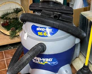 SHOP VAC