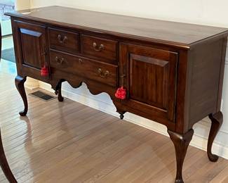 SIDEBOARD