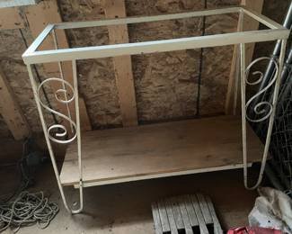 Aquarium stand