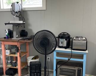 FLOOR FAN, EMERIL LAGASSE POWER AIR FRYER 360 PLUS, CUISINART ICE CREAM MAKER, INSTA-POT