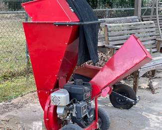 WOOD CHIPPER