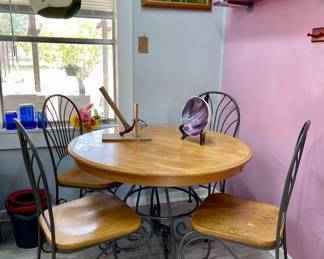 WOOD & METAL KITCHEN TABLE SET, HAMMER ART