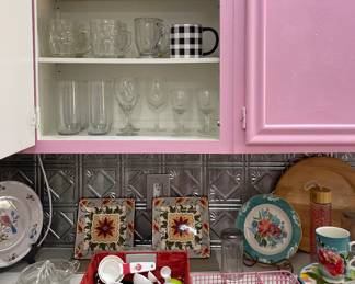 KITCHEN UTENSILS & KNIVES