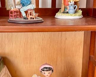 ARTIST FIGURINES
