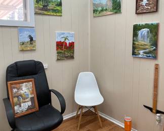 OFFICE CHAIR