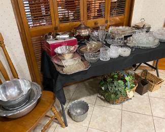 Serving pieces