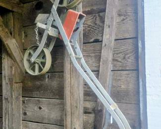 Vintage Garden seeder