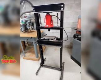 Air Adjustable Hydraulic Press on Casters, Like New