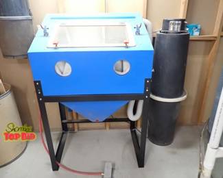 Cyclone Top Side Opening Free Standing Sand Blast Cabinet comes with Cyclone Dust Collector