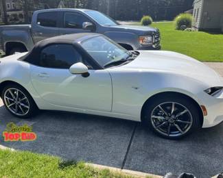 2023 Mazda MX5 Miata Convertible