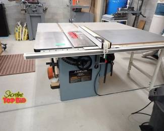 Delta Unisaw 10 in. Tilting Arbor Saw