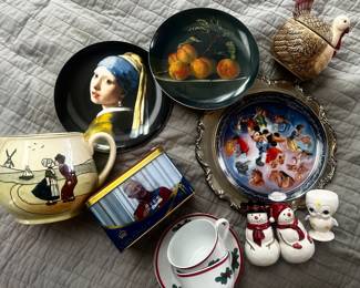 Collectibles and holiday items