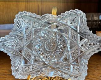 Entertainment glassware