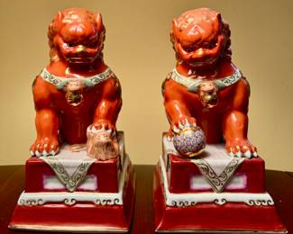 Foo Dogs