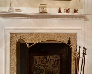 Finish your last minute holiday shopping Saturday, December 20th & Sunday, December 21st in Weston!