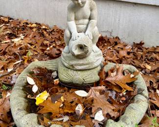 Cherub Garden Fountain