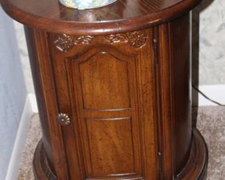 round lamp table