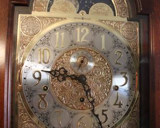 Howard Miller "Rochester". Moon phase, triple chime, illuminated, cable drive
