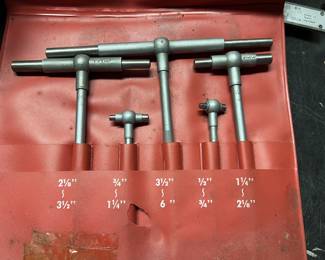 Set of telescoping gauges